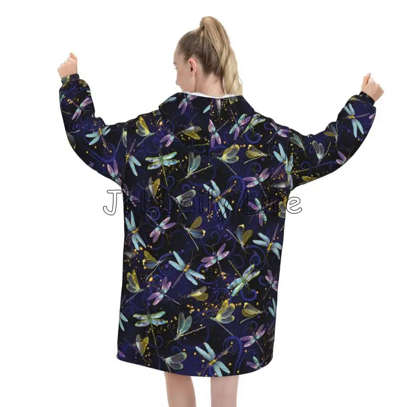 Носимое одеяло с капюшоном Dra – обзор и цена Sherpa Hoodie Fleece